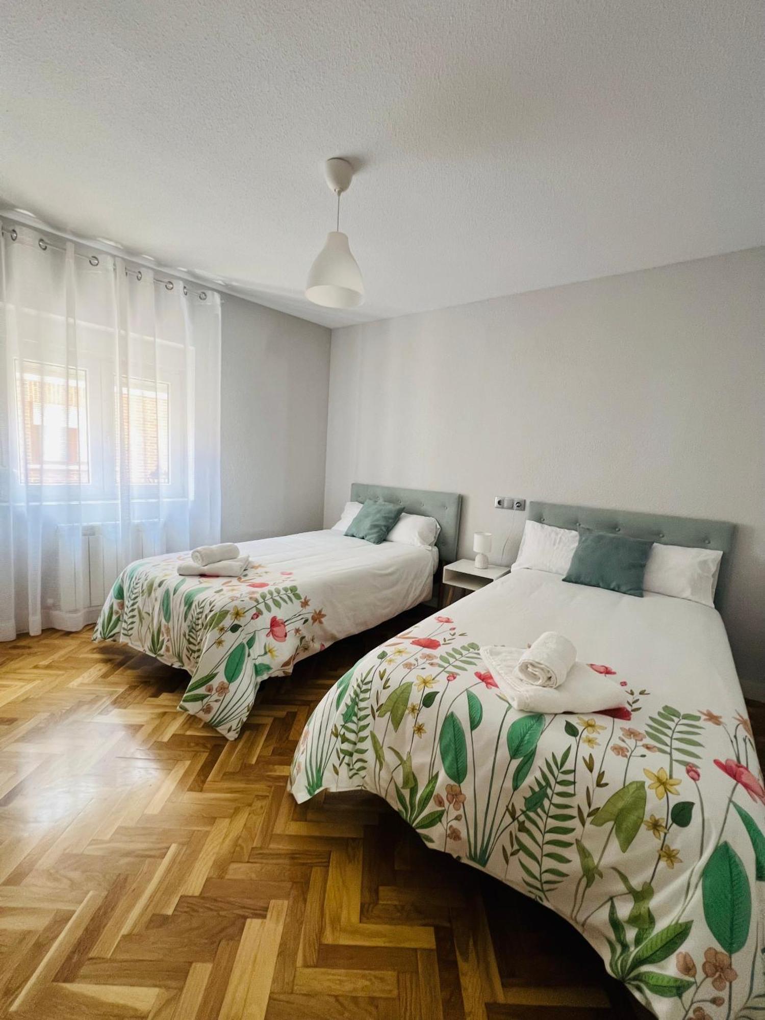 Vut Las Almenas Apartment Ávila Ngoại thất bức ảnh